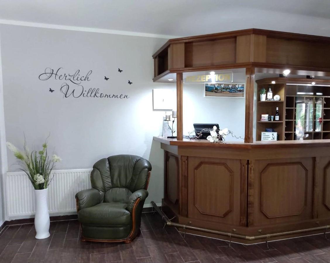Hotel Haus Waldesruh à Petersdorf  Extérieur photo